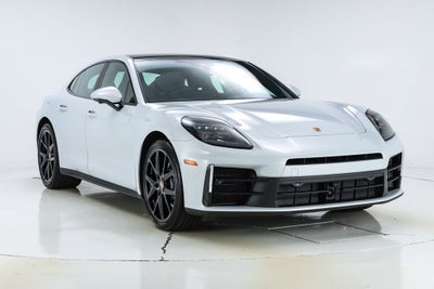 2025 Porsche Panamera 4