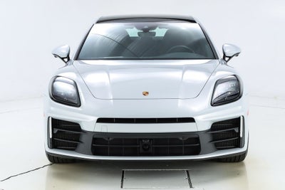 2025 Porsche Panamera 4