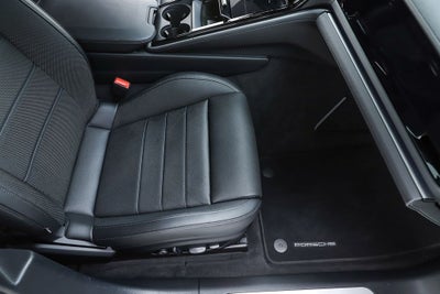 2025 Porsche Panamera 4