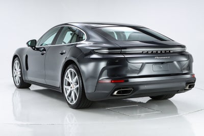 2026 Porsche Panamera 4