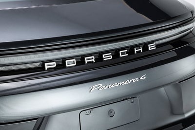 2026 Porsche Panamera 4