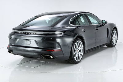 2026 Porsche Panamera 4