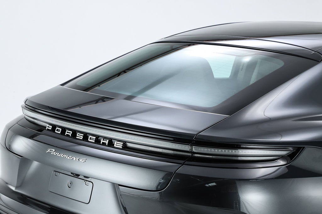 2026 Porsche Panamera 4