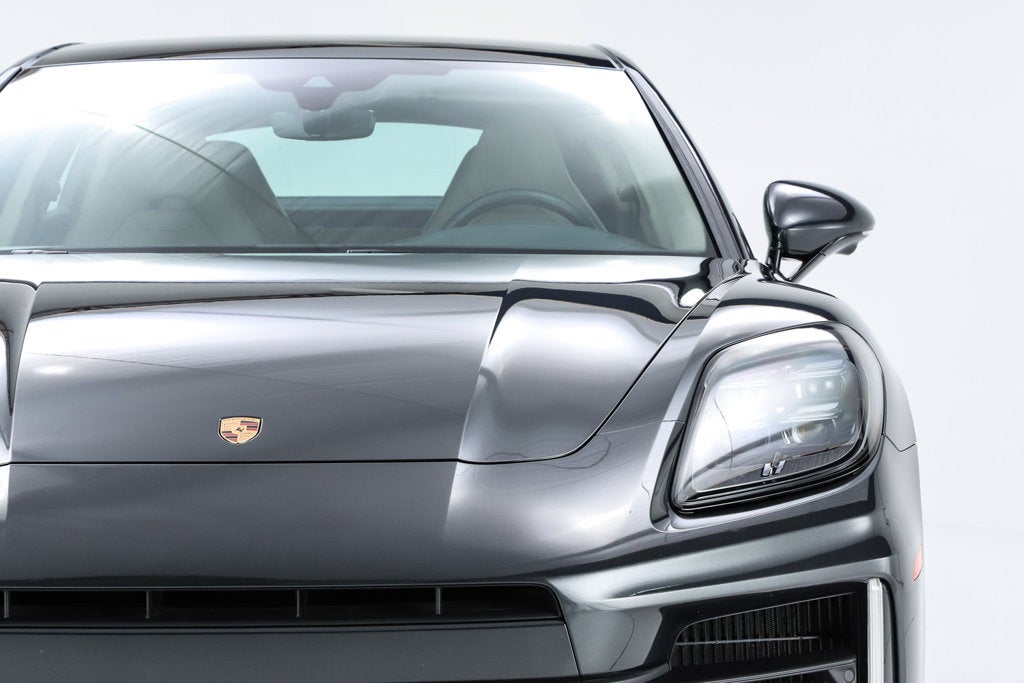 2026 Porsche Panamera 4