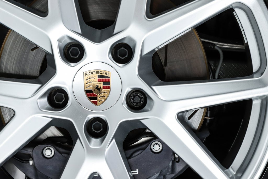 2026 Porsche Panamera 4