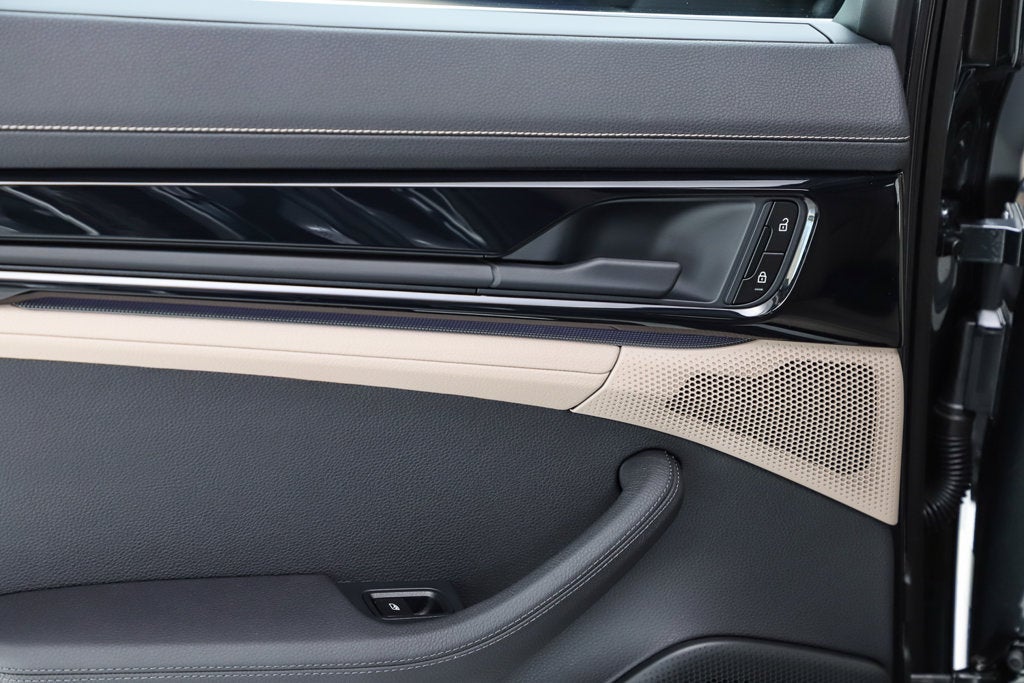 2026 Porsche Panamera 4