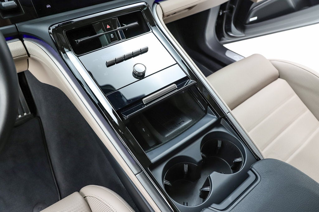 2026 Porsche Panamera 4