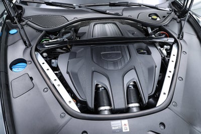 2026 Porsche Panamera 4