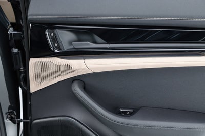 2026 Porsche Panamera 4