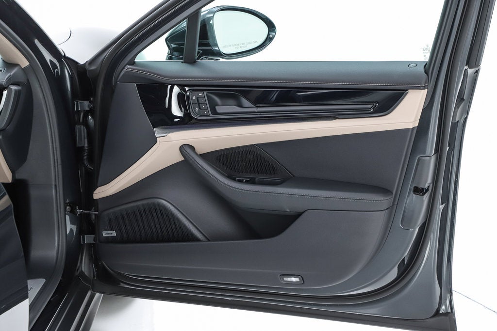 2026 Porsche Panamera 4