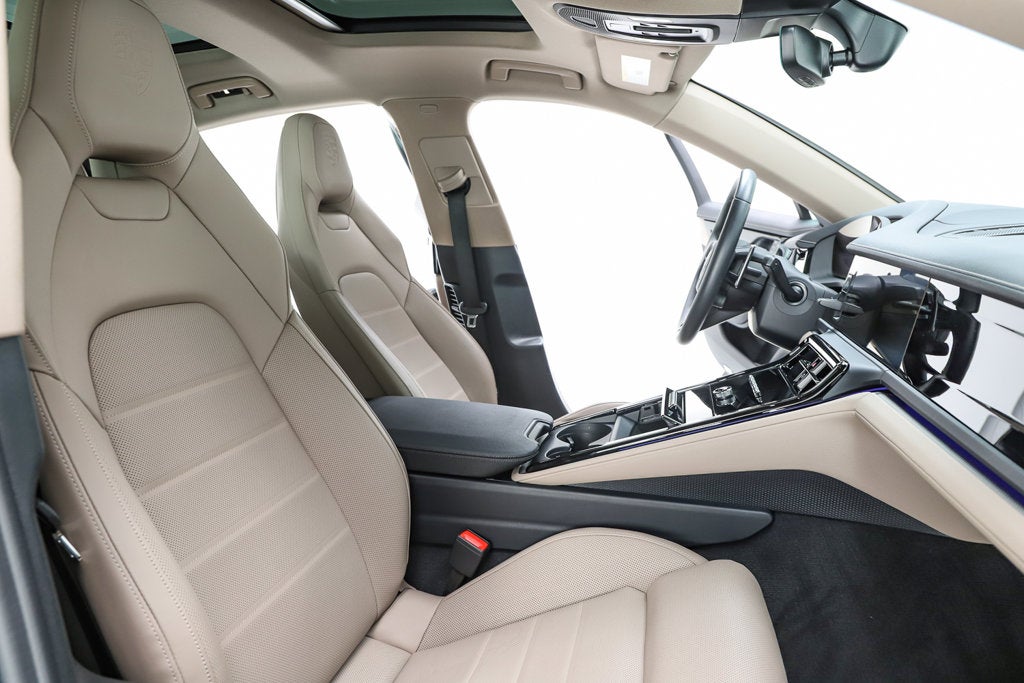 2026 Porsche Panamera 4