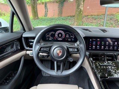 2025 Porsche Panamera 4