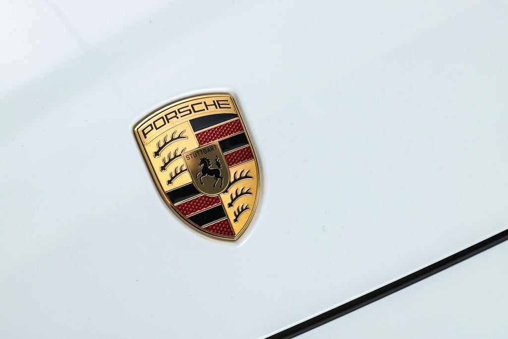 2025 Porsche Panamera 4