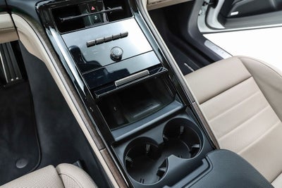 2025 Porsche Panamera 4