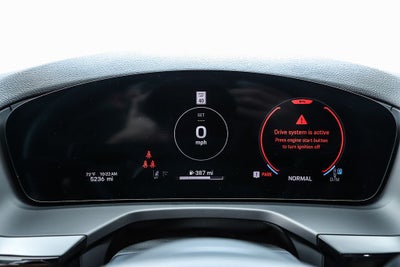 2025 Porsche Panamera 4