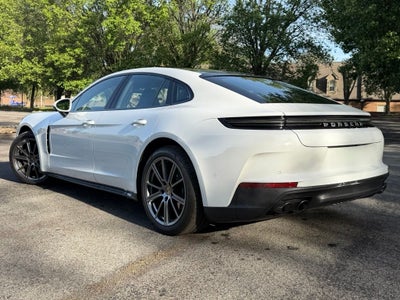 2025 Porsche Panamera 4