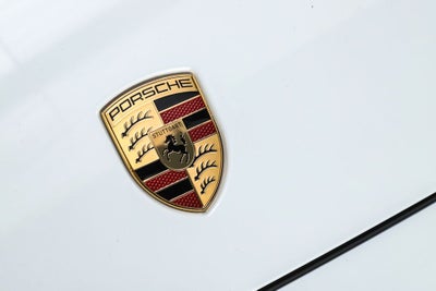 2025 Porsche Panamera 4