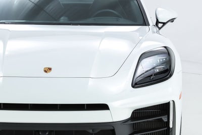 2025 Porsche Panamera 4
