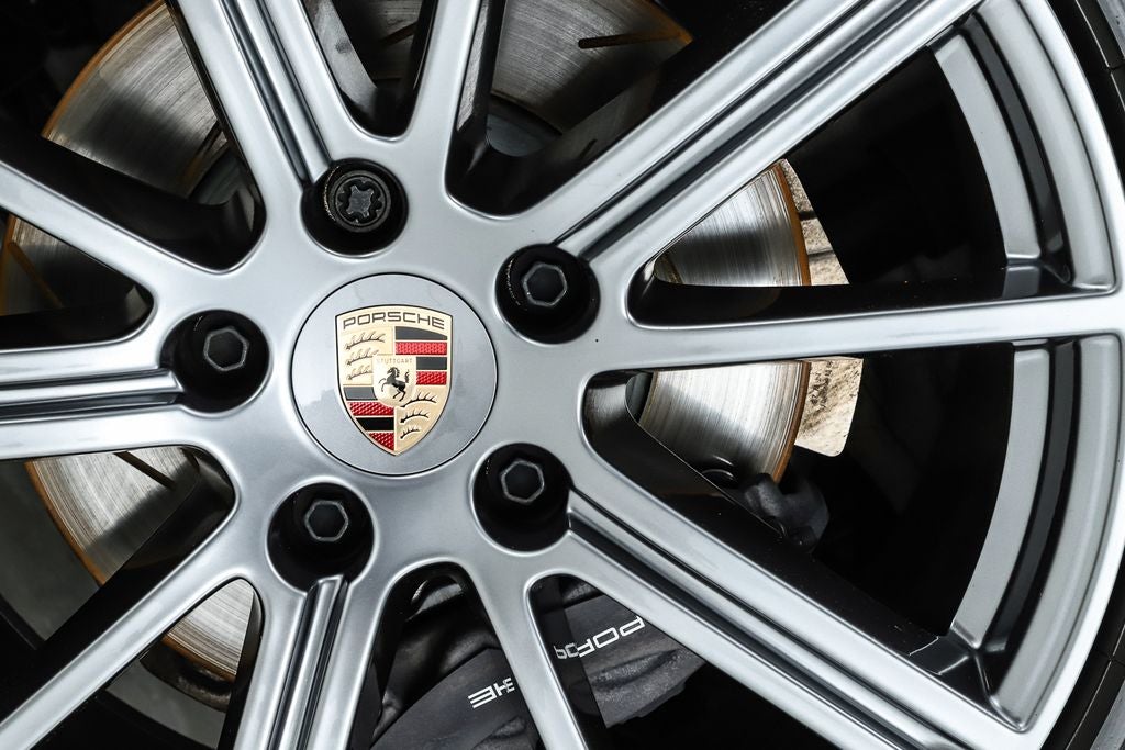 2025 Porsche Panamera 4