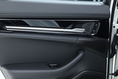2025 Porsche Panamera 4
