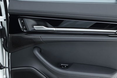 2025 Porsche Panamera 4