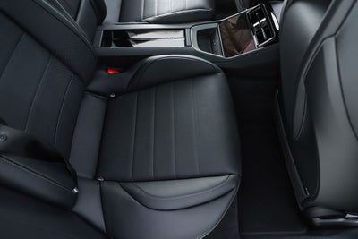 2025 Porsche Panamera 4