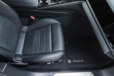 2025 Porsche Panamera 4