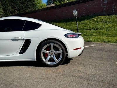 2023 Porsche 718 Cayman S