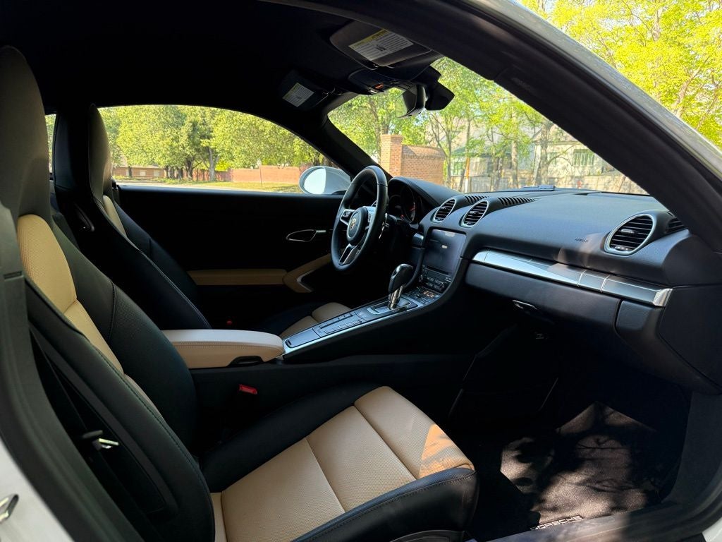 2023 Porsche 718 Cayman S