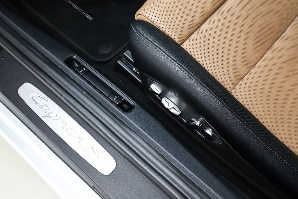 2023 Porsche 718 Cayman S