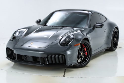 2025 Porsche 911 Carrera 4 GTS