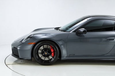 2025 Porsche 911 Carrera 4 GTS
