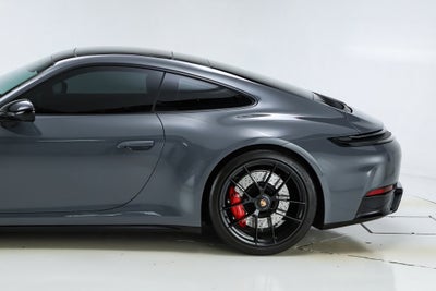 2025 Porsche 911 Carrera 4 GTS