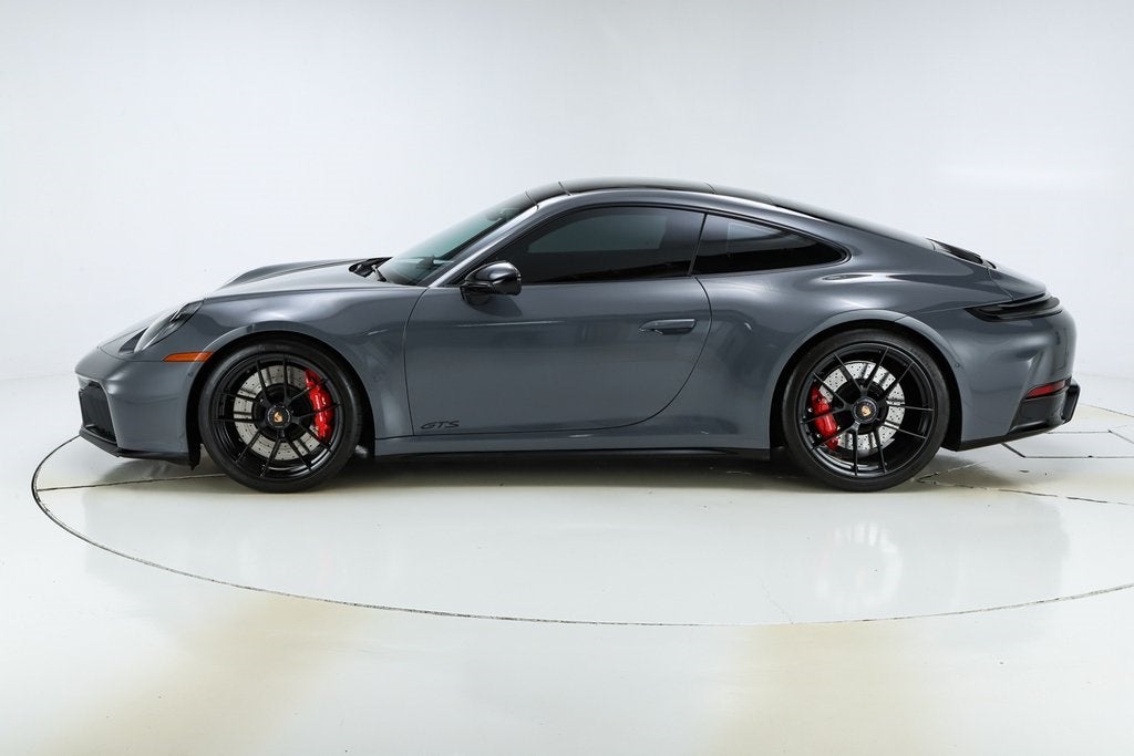 2025 Porsche 911 Carrera 4 GTS