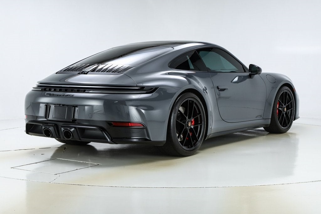 2025 Porsche 911 Carrera 4 GTS