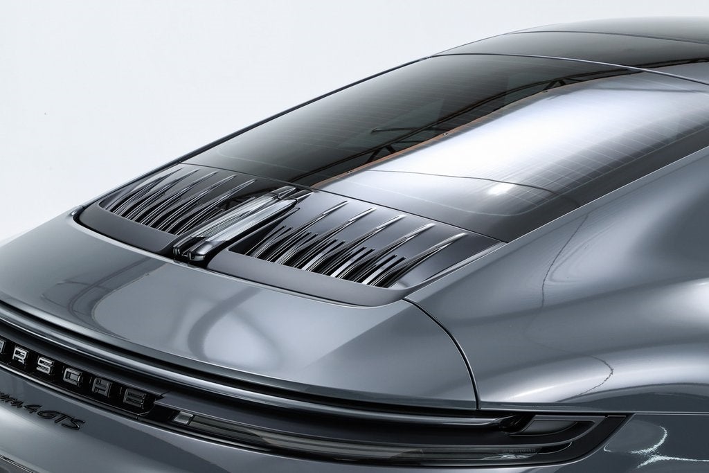 2025 Porsche 911 Carrera 4 GTS