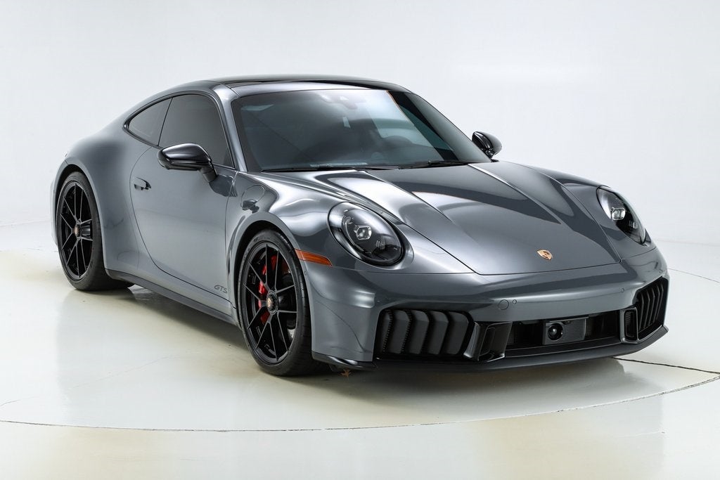 2025 Porsche 911 Carrera 4 GTS