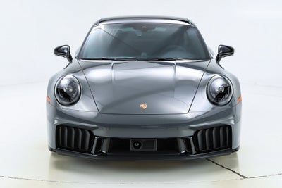 2025 Porsche 911 Carrera 4 GTS