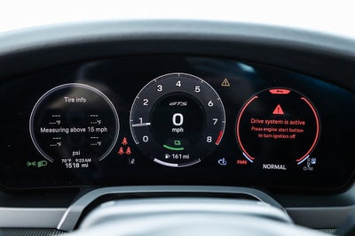 2025 Porsche 911 Carrera 4 GTS