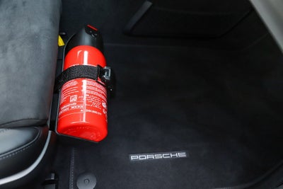 2025 Porsche 911 Carrera 4 GTS