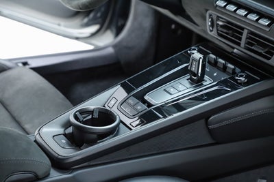 2025 Porsche 911 Carrera 4 GTS