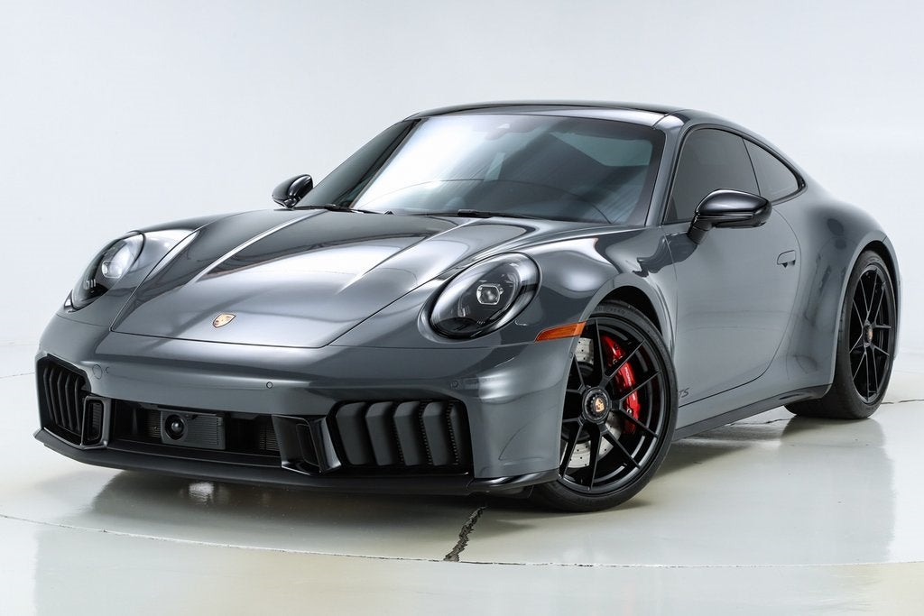 2025 Porsche 911 Carrera 4 GTS