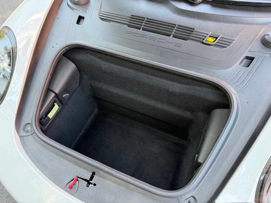 2015 Porsche 911 Carrera GTS