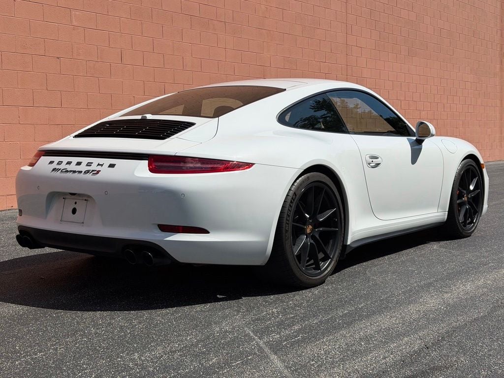 2015 Porsche 911 Carrera GTS