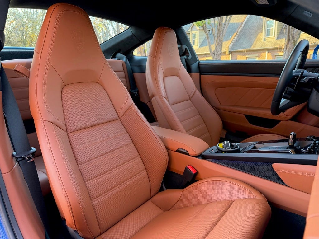 2025 Porsche 911 Carrera GTS