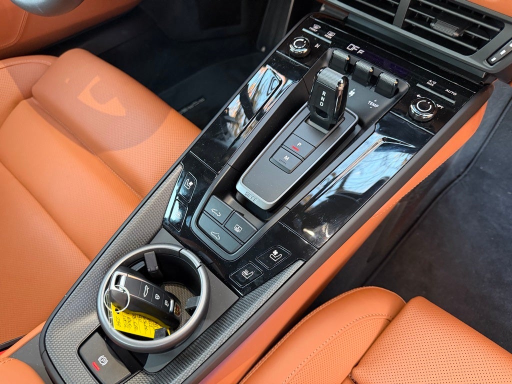 2025 Porsche 911 Carrera GTS