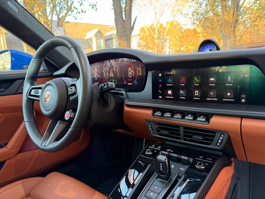 2025 Porsche 911 Carrera GTS