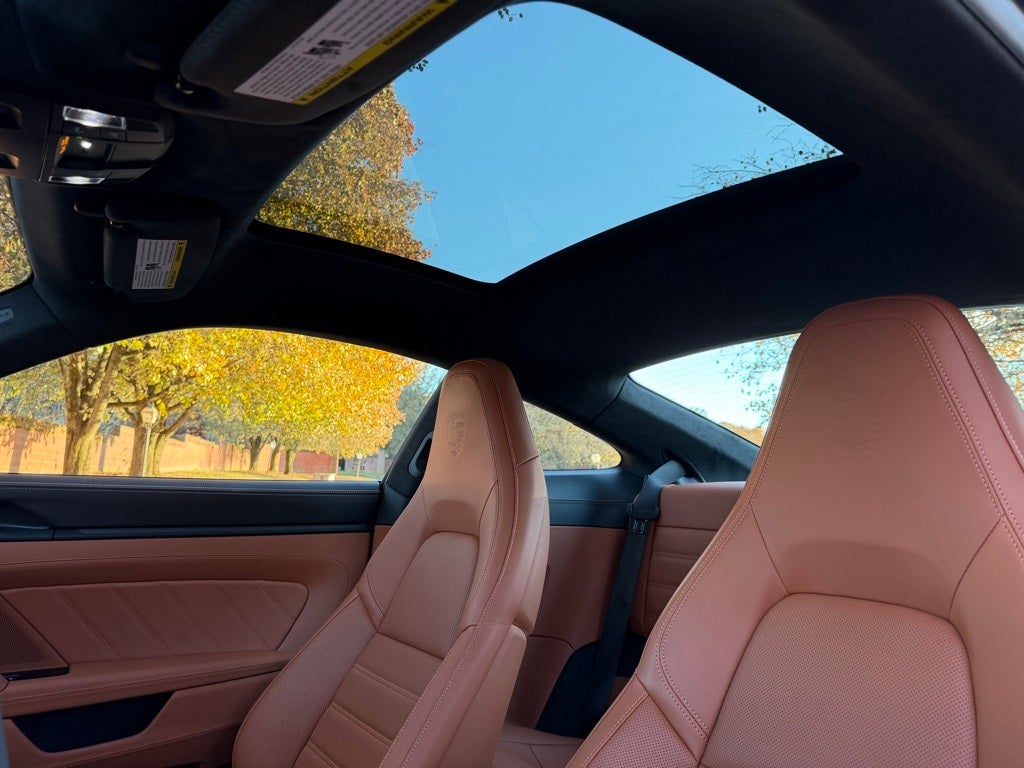 2025 Porsche 911 Carrera GTS