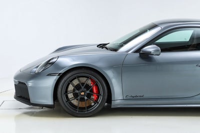 2026 Porsche 911 Carrera GTS