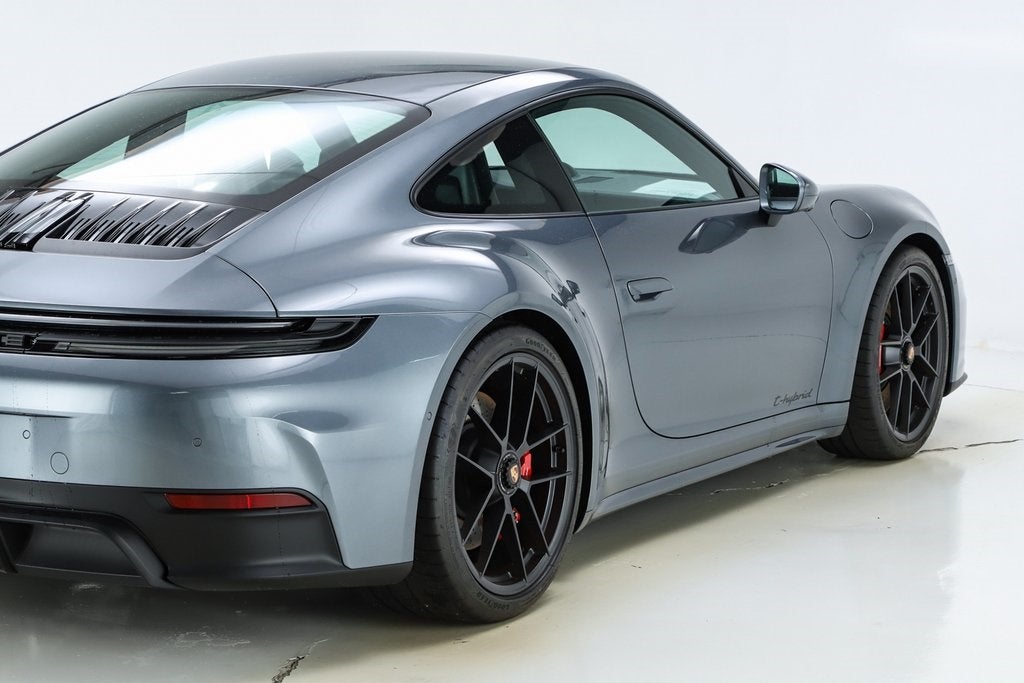 2026 Porsche 911 Carrera GTS